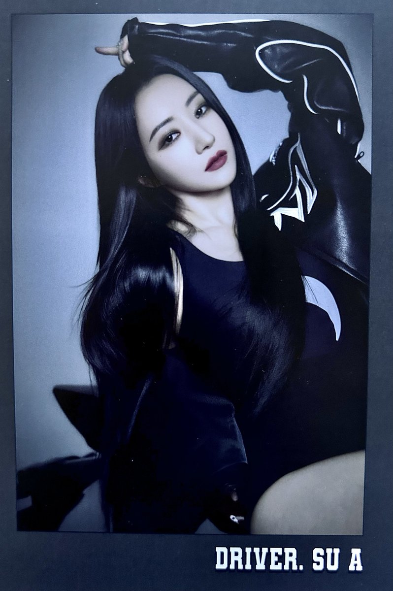 #Dreamcatcher OFFICIAL FANCLUB 3rd
_팬클럽 키트 포토북 #수아 SCAN 📸