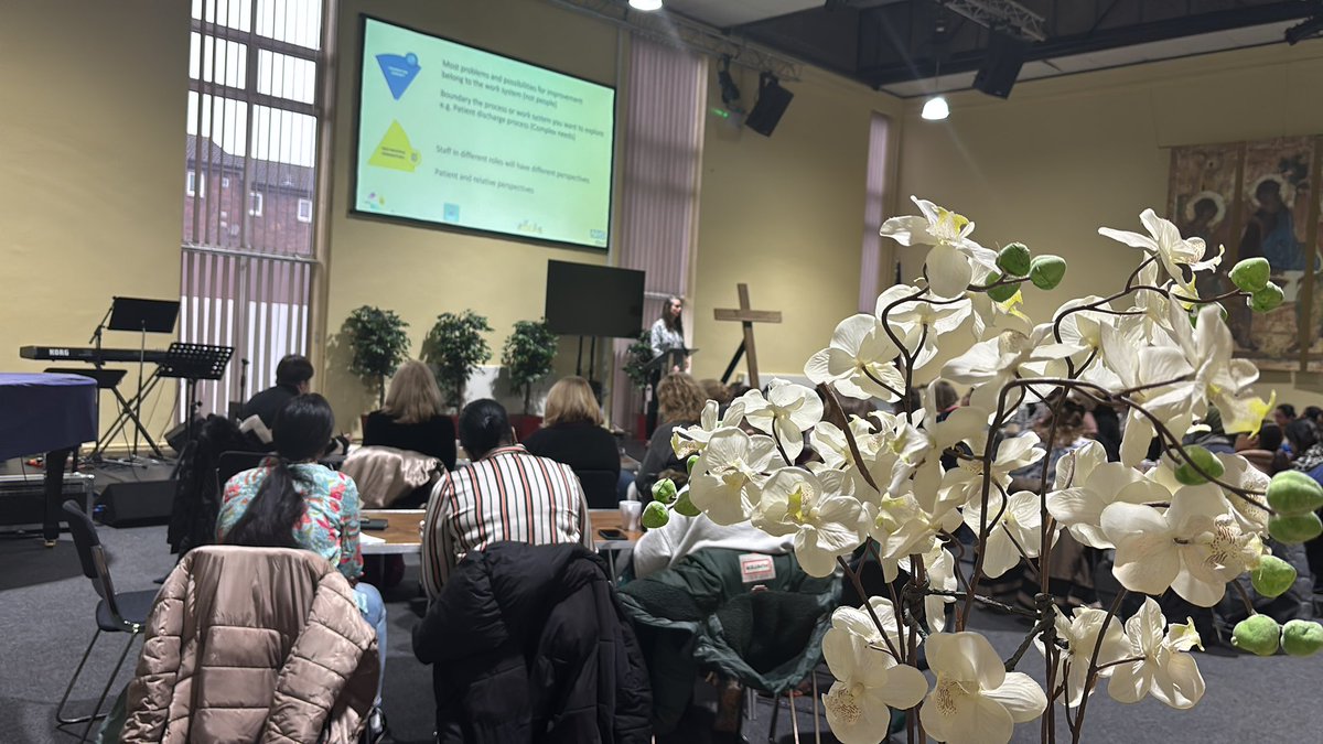 esthLISeducat's tweet photo. #ThrowbackTuesday, this time last week the @geshNHS Improvement Practitioner faculty were with cohort 7 of the @geshNHS QI programme. All things #SEIPS in the morning led by Ruth and in the afternoon #Paretocharts, #Processmapping and more led by Nicola @NHSElect. https://t.co/5mctsi0Xef