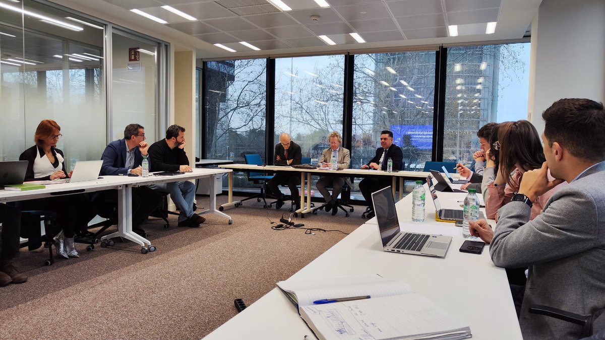 Together with the <a href="/La_UPM/">Universidad Politécnica de Madrid</a> and many other universities in Madrid, we are meeting today with the president of the EIC Mr. Michiel Scheffer on how to improve the EIC programs. I'm here to provide my experience as coordinator in <a href="/ASTOUND_project/">ASTOUND</a> and as participant in <a href="/awareness_eic/">Awareness Inside EU</a>.