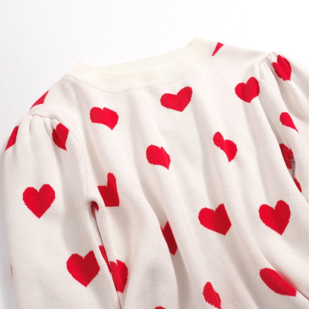 OXKnitstore's tweet image. Spread love with our heart-print sweater! ❤️ Featuring a cozy fit and charming red hearts on a soft cream base, it’s perfect for a sweet and stylish look. 
🔗 SKU: OXA682 
#HeartPrint #VintageVibes #CozyStyle #FallFashion #OXKNIT