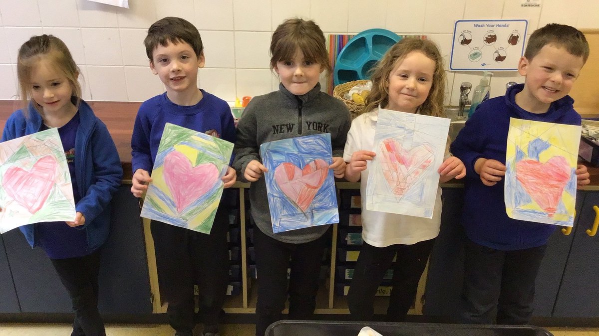 Dosbarth Onnen were feeling the love this Valentines💕 outdoor heart nature jigsaws and some beautiful artwork💖 <a href="/SychdynSchool/">Ysgol Sychdyn</a>