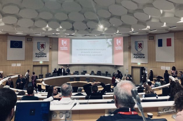 Début de la Journée régionale de la transformation #écologique en #santé 🌱  <a href="/NvelleAquitaine/">Nouvelle-Aquitaine</a> 
Trois représentants du <a href="/ch_d_arcachon/">Centre Hospitalier d'Arcachon</a> présents afin d’améliorer nos connaissances et nos pratiques 😊 #developpementdurable #ecologie #ecosoins #onehealth #santé