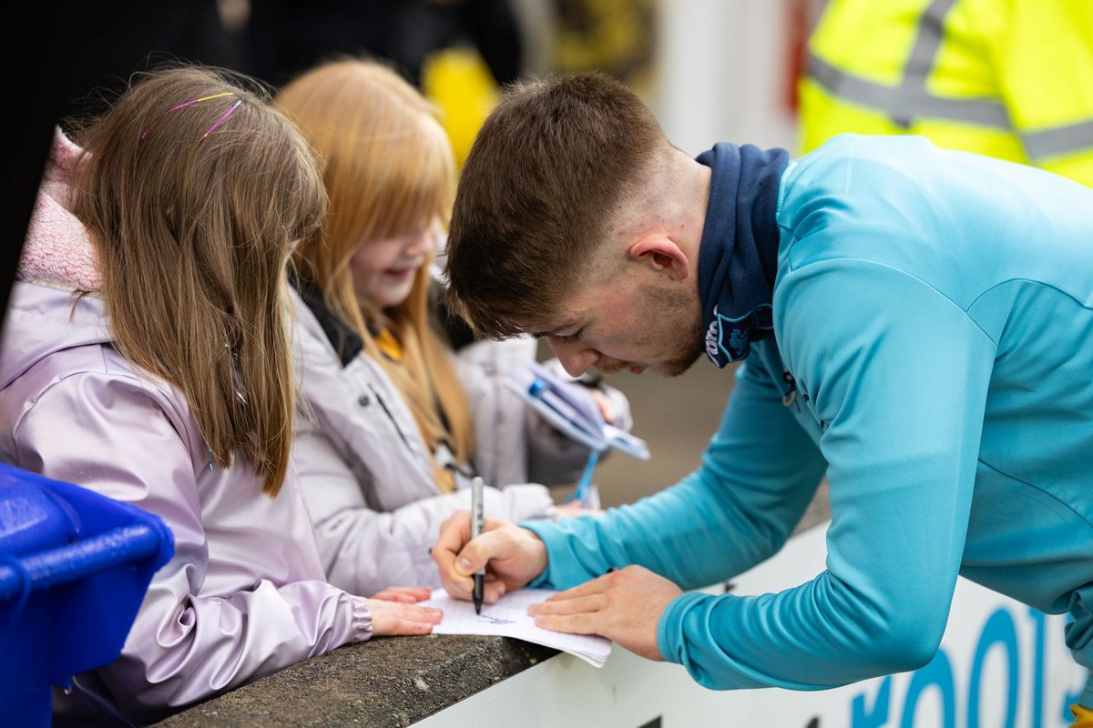 ✍️💛 <a href="/RobbieFraser03/">Robbie Fraser</a>