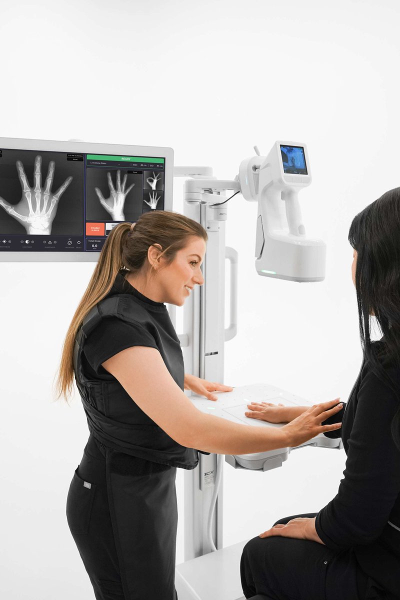 oxosmedical's tweet photo. Easy as 1, 2, 3. 

1: Position.
2. X-ray.
3. Analyze.

See the process in real time by booking a demo time here ➡️ https://t.co/0lDyFpoaRm. 

#PortableXray #Xray #MC2 https://t.co/vsm43ZSPpy