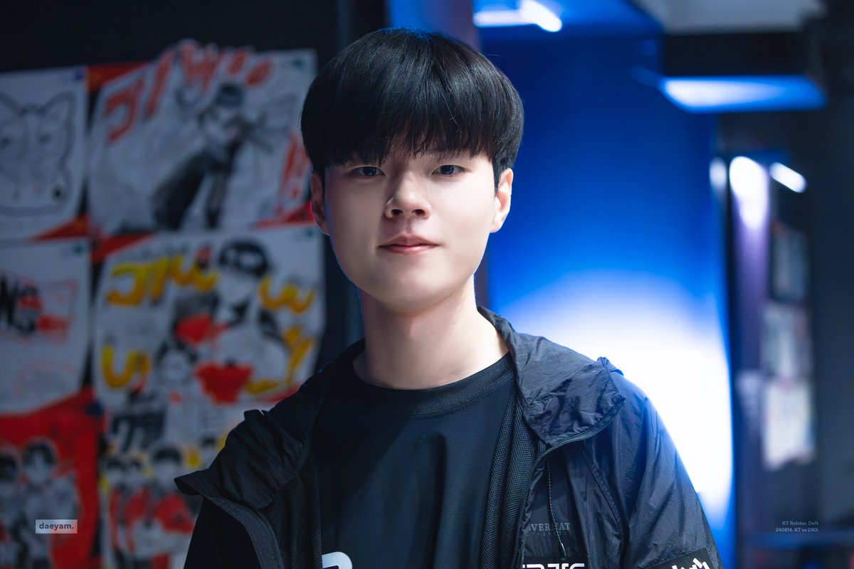 김혁규 데뷔 12주년 축하해

#Deft_12th_Debut_Anniversary
#Once_you_play_God_again
#데프트의_새로운_봄을_기다리며

제 사진은 언제나 2차가공은 불가합니다.
copyrightⓒ <a href="/dae_yam/">뎨야</a> all right reserved.