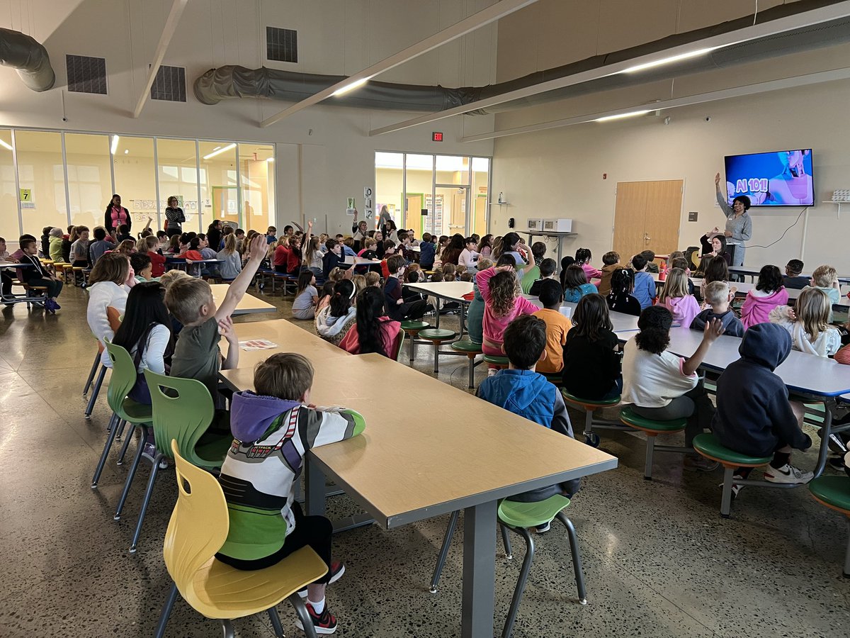 DrKCBerggren's tweet image. Off to a 🐊 chomping great start with author Amber Ivey (“A.I.”) @ChathamGroveES @CGELibrary this morning! 🐊🦾🤖 #ccslibrarymedia #ccsdigitallearning #ccsyoungauthors @ChathamCoSch