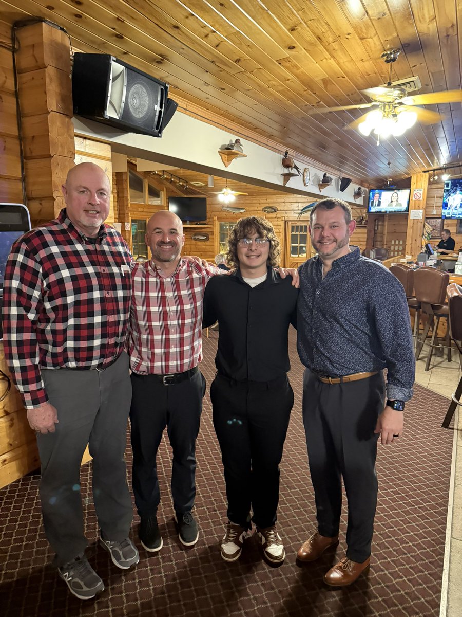 We had an outstanding night at the Chautauqua Sports Hall of Fame Banquet! Congratulations to Stephen Carlson, Aaron Leeper, Mark Edstrom, and all inductees and award winners!