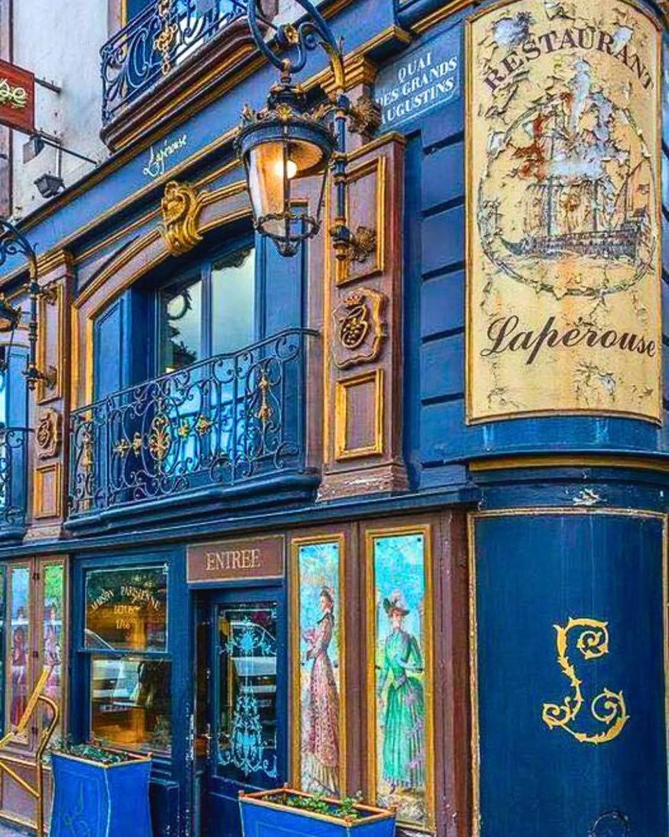 histories_arch's tweet photo. Le Perouse is at 51 Quai des Grands Augustins in Paris 🇫🇷 and dates back to 1766. 

Originally opened by Monsieur Lefèvre, who was known as the lemonade seller to King Louis XV, it first served as a wine shop and a salon for Parisian high society. 

By mid-19th Century, it had transformed into a popular gathering spot for prominent literary figures such as George Sand, Alfred de Musset, and Victor Hugo​.

In 1850, the restaurant was bought by Jules Lapérouse, who renamed it after himself and the famous navigator Jean-François de Lapérouse. During this period, it gained a reputation for its private salons, which provided discreet dining spaces for senators and their lovers. These salons were noted for the mirrors, in which diners etched marks to test the authenticity of their diamonds​.

Lapérouse was also awarded three Michelin stars between 1933 and 1968.

#archaeohistories