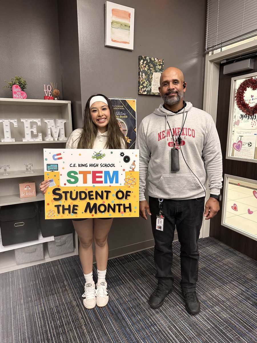 That time again to represent our STEM Students of the Month! These scholars have demonstrated excellence in academics, extracurricular activities, service to the community, and behavior. Congratulations! 🎊