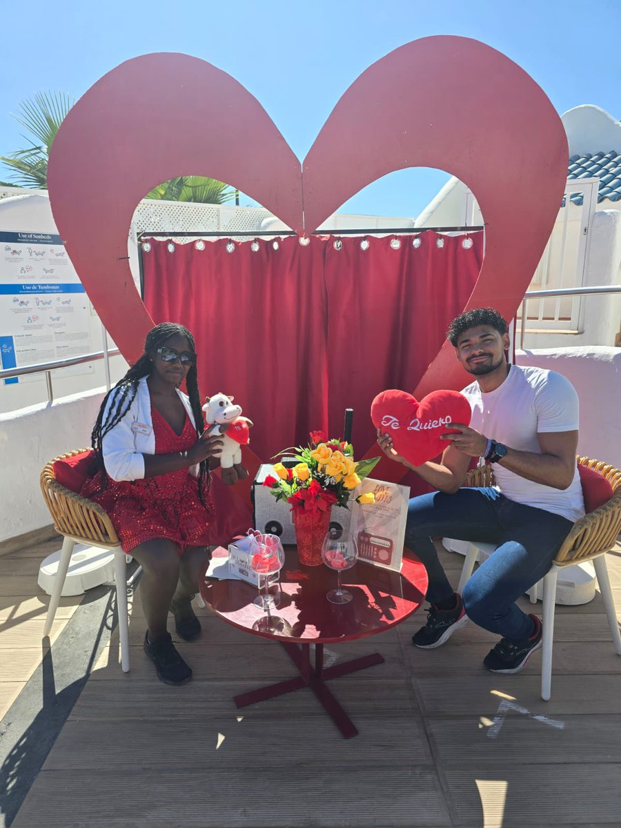 There is always a reason to come to our Kiss corner #SBGOC #happyvalentinesday <a href="/RichardHN1978/">Richard Huerta</a> <a href="/Alicia_FBlach/">Alicia F</a> <a href="/EduardoSSTT/">Eduardo Beltrán</a> <a href="/AlegriaKairin/">Kairin Alegría</a> <a href="/Lode83722287/">Lode</a> <a href="/Miriam97541422/">Miriam</a> <a href="/Virgini76062034/">Virginia Dominguez Casas</a> <a href="/Guacima53179587/">Guacimara</a> <a href="/Laetitiabausse1/">Laetitia</a> <a href="/fcordidop/">Francisco Cordido</a> <a href="/PriscilaGR6/">PriscilaGR</a> <a href="/airam_mesa56819/">airam mesa mesa</a>