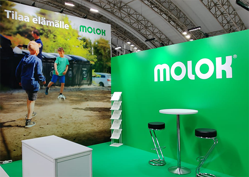 Jos mietit, miten suunnitella pihaan toimiva jätepiste, tule 22.-23.2. Kuopion Rakenna ja Asu -messuille. Löydät meidät osastolta E-26. Messusäiliömme uudella EcoFrame-verhoilulla on jo rekan kyydissä. Nyt kannattaa lähteä kanssamme Kuopioon! 😀🚘 #Molok #Syväkeräys #EcoFrame