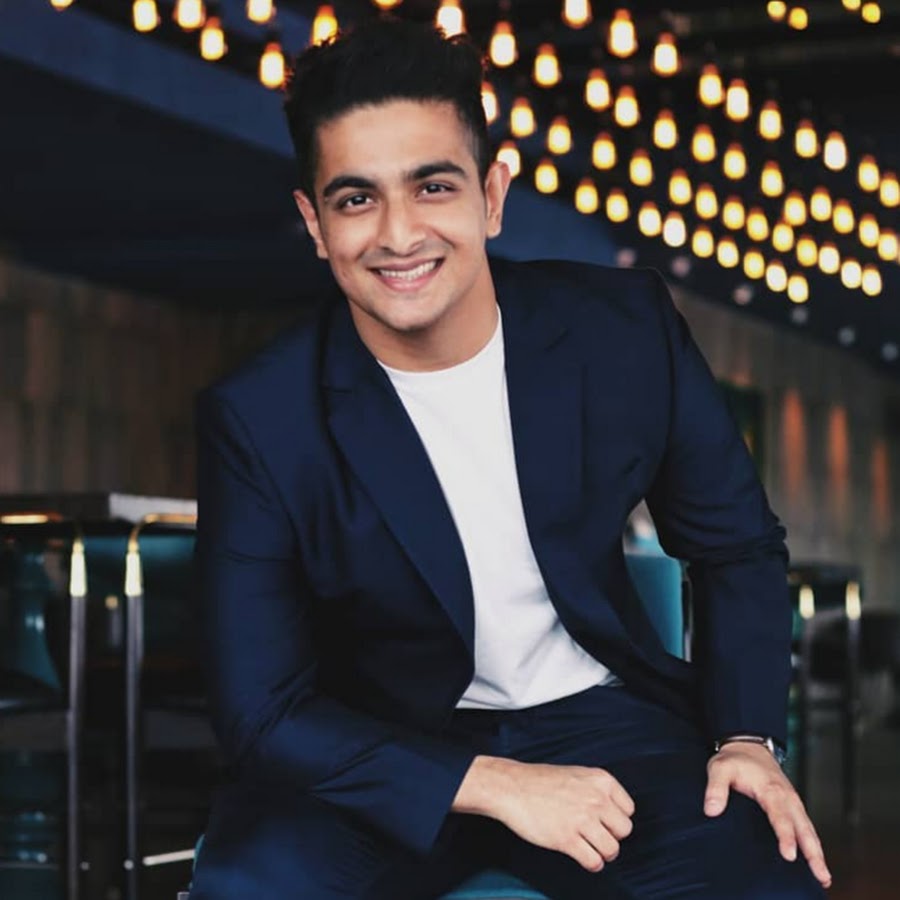 News Algebra tweet media