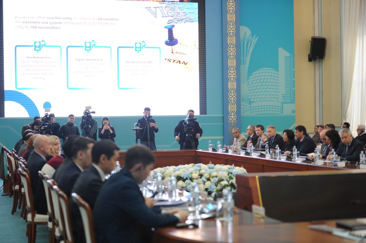 MFA_KZ's tweet photo. 🔹 Дипломатиялық корпусқа визалардың жаңа санаттары таныстырылды
🔸 Дипломатическому корпусу представлены новые категории виз
🔹 Diplomatic Corps Briefed on New Visa Categories
🔗 https://t.co/TO6B9SBF5D https://t.co/eAnuUrwa1q