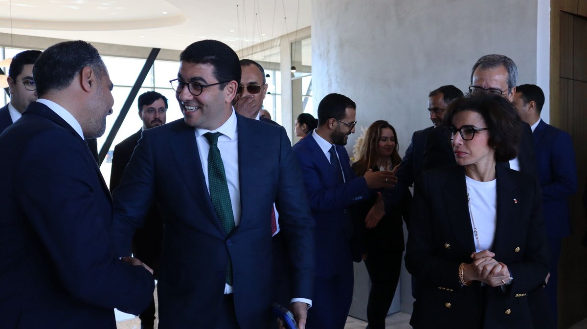 datirachida's tweet photo. 📍Dakhla | Dernière étape de cette journée dans le Sud du Maroc. 

👉 J'ai inauguré le lieu provisoire qui accueillera la nouvelle antenne de l'Institut supérieur des métiers de l'audiovisuel et du cinéma (ISMAC) à vocation panafricaine. 40 étudiants marocains et issus du continent africain y seront formés aux métiers du cinéma. 

👉 J'ai annoncé que @LeCNC serait au rendez-vous pour soutenir ce projet.