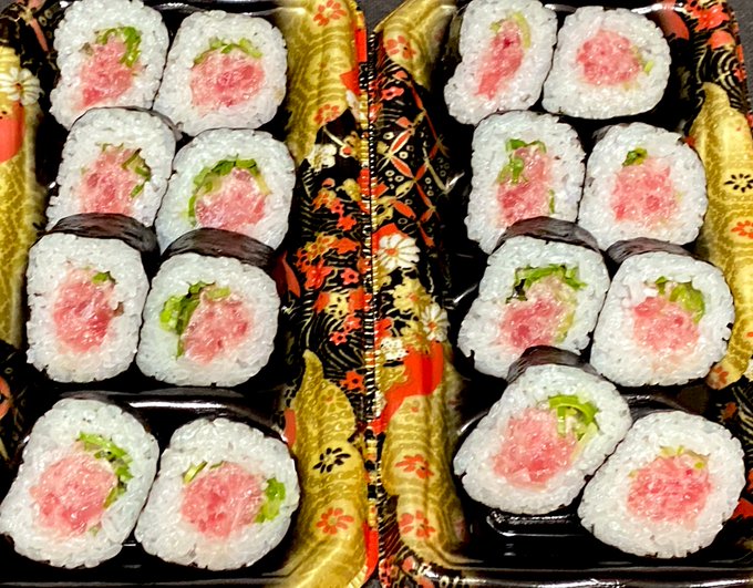 誕生日けぃきじゃ

うまみみみみみみみみみみみみみみみみみ 