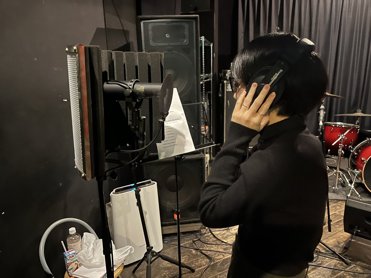 本日は22時ごろまでレコーディングです！