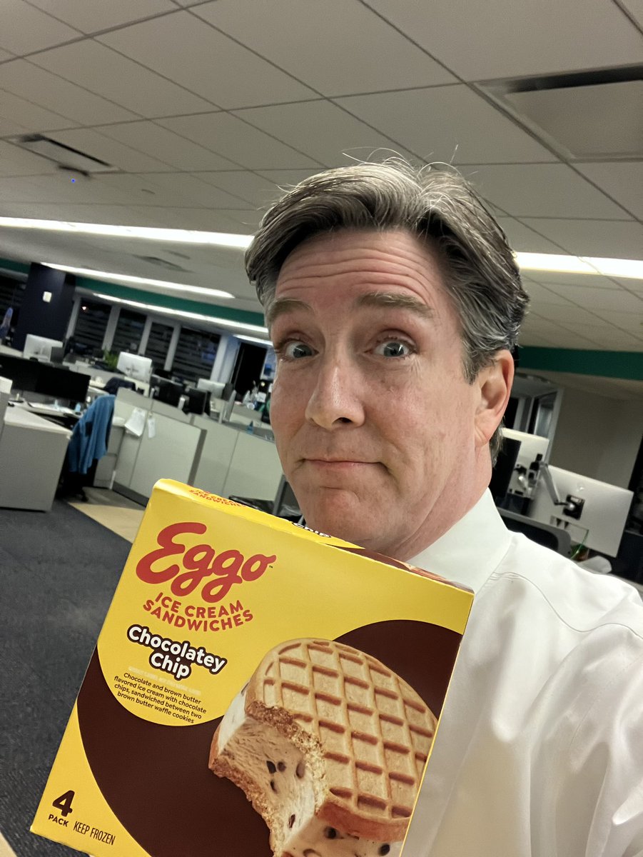 JimDonovanNews's tweet photo. It’s #IceCreamTuesday in the newsroom. This morning I brought in something new, #Eggo chocolatey chip ice cream sandwiches. #4AMSnack https://t.co/fi6j6w0RhT