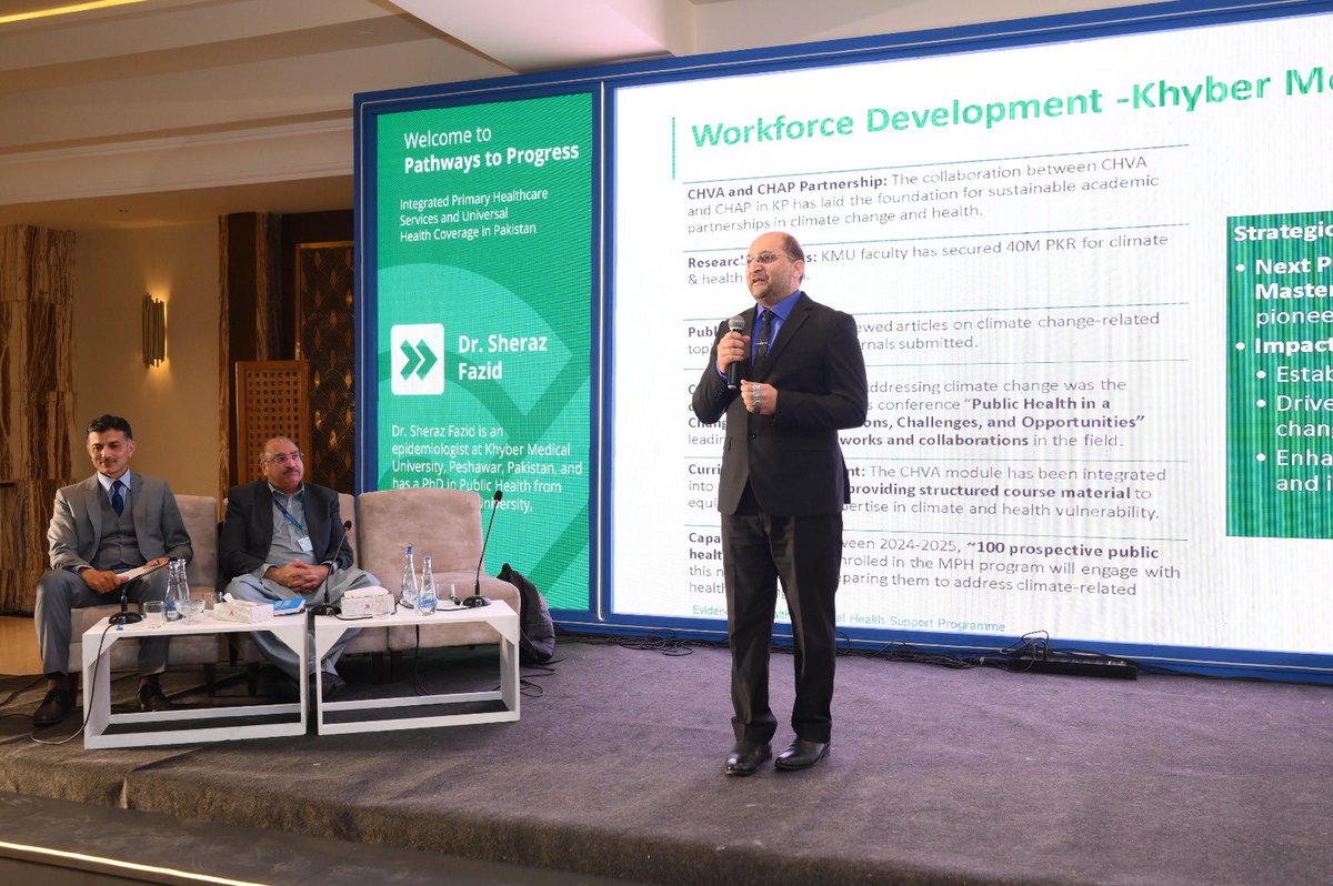E4HProgramme's tweet image. Climate change is worsening health risks in Pakistan, straining health systems. At #PathwaysToProgressLearningEvent, E4H, WHO, UNICEF &amp;amp; govt leaders discussed climate resilience in health, workforce preparedness &amp;amp; risk assessments. Urgent action is needed to build adaptation.
