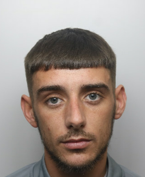 CannockPolice's tweet photo. #OpTarget | A drug dealer, who was caught after he hitched a ride in a car that failed to stop for officers from our major and organised crime proactive teams, has been sentenced.
Full story: https://t.co/JknNWHOtvq https://t.co/kzVldT5z7n