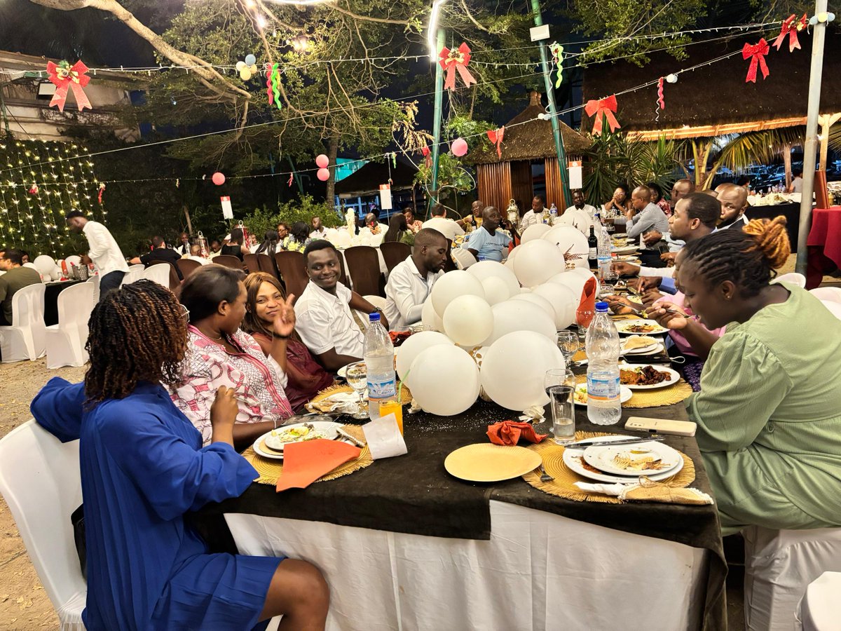 Célébrer l'engagement chez Touton Négoce Côte d'Ivoire🎖️Bravo aux 9 employées dont l'engagement et la contribution au succès du groupe et au secteur du cacao ivoirien ont été mis à l'honneur lors de la remise des médailles d'honneur du travail de #Cotedivoire  #CulturedeConfiance
