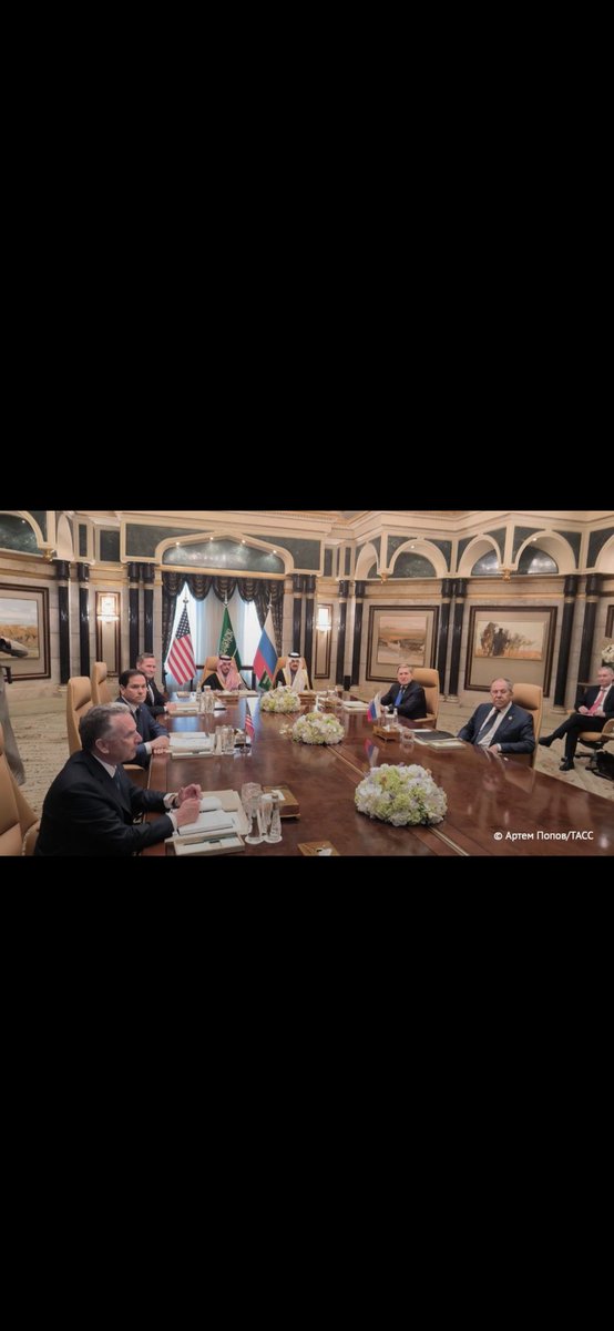 الروم في مجلس #العرب 

يوم تاريخي يجتمع فيه قطبي الكرة الأرضية روسيا و أمريكا في #الدرعية عاصمة الدولة السعودية الأولى ومهد حضارتنا السعودية 🇸🇦 

#أمريكا #روسيا