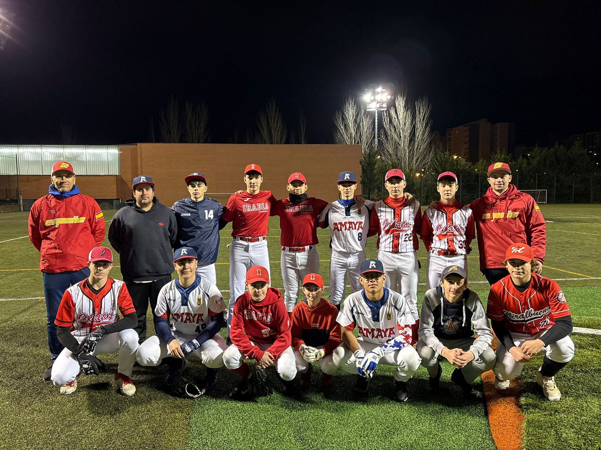 Algunos de nuestros chicos sub-15 representaron a los clubes <a href="/AmayaBeisbolCD/">Amaya Béisbol</a> <a href="/cd_arga/">CD ARGA</a> <a href="/irabiabeisbol/">Beisbol Irabia</a> <a href="/CBSToros/">C.B.S. Toros Pamplona</a> en los tryouts de la selección española sub-15.

#beisbol #baseball #rfebs #FENABS