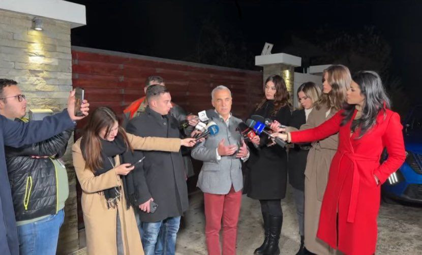 Jay in Kyiv tweet media