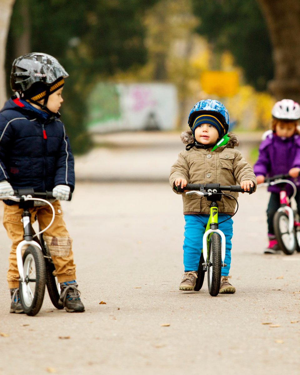 What half-terms are made for... riding on two wheels through the park with pals! 🚴‍♂️