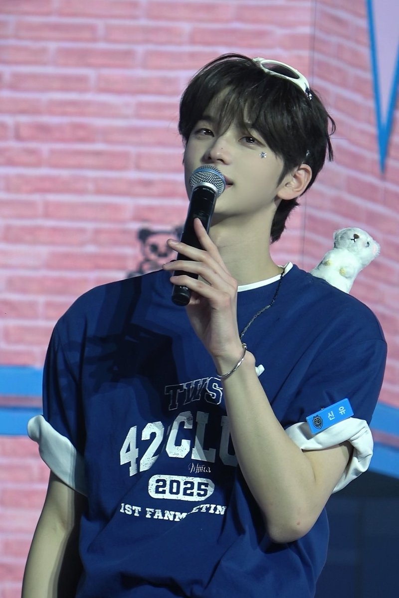 TWS_JH's tweet photo. 신유 울때��다 무너짐 T T https://t.co/fQ9Jg2ywQK