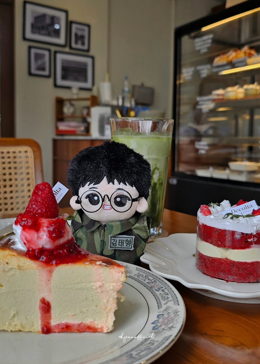 kjeonofficial's tweet photo. Taeby mam cake tobeliii 🍰🍓🤏🏻

thankyouuu @Taeberry301295 ᡣ𐭩 https://t.co/8oR7tERebS