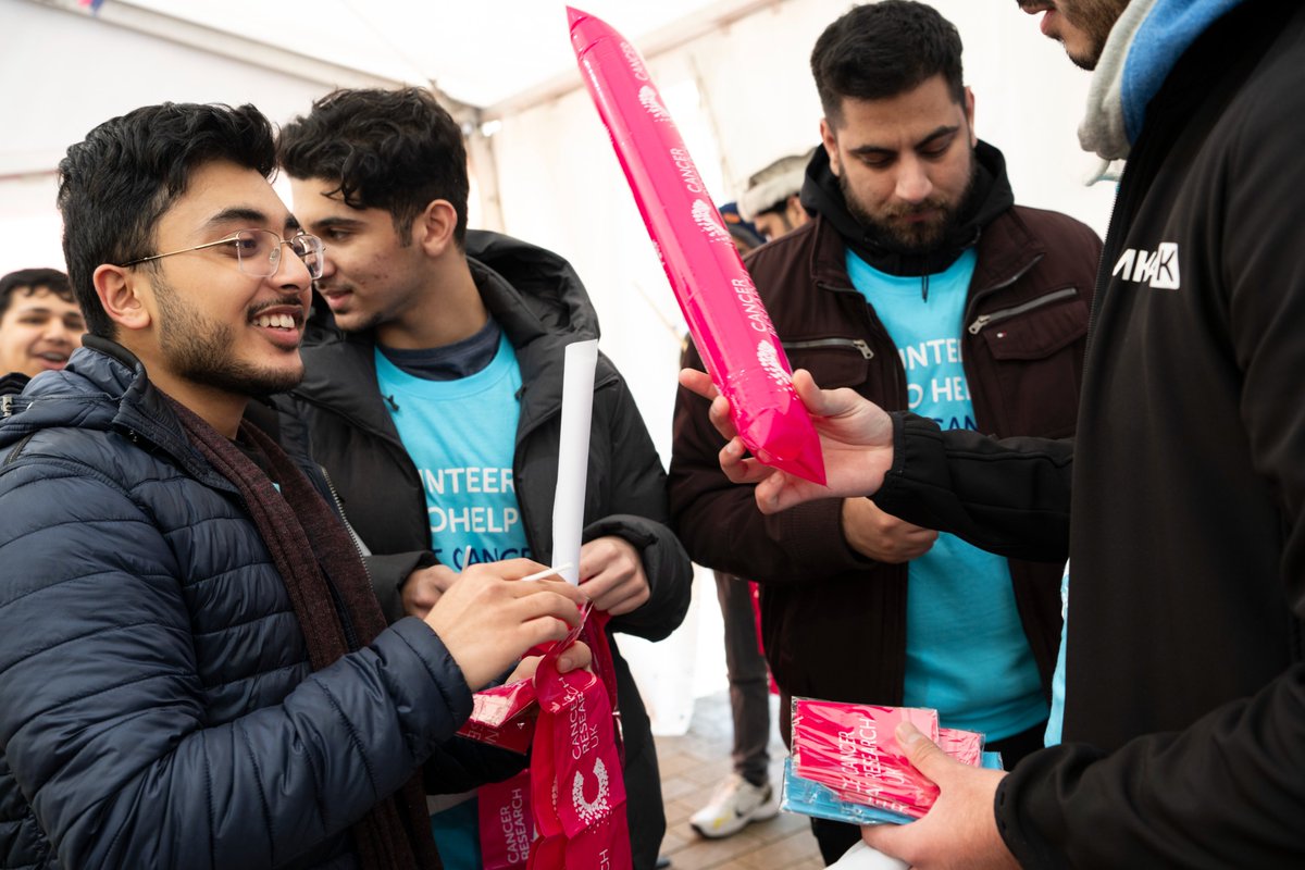 VOLUNTEERING OPPORTUNITIES - Cancer Research UK | Race for Life Bath | Volunteer Sunday 6th July 2025
For more information click here: tinyurl.com/xdcxbppe