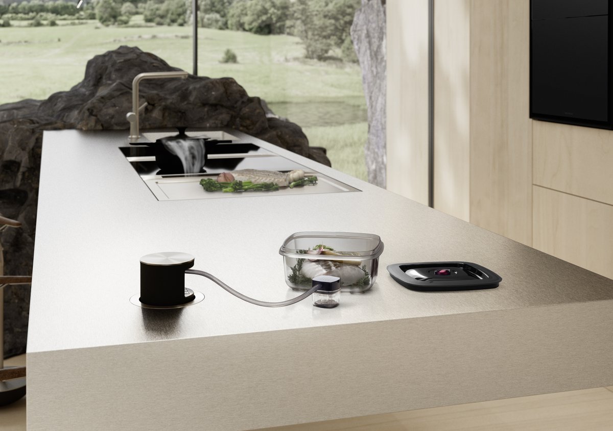 Our client @BORA is always at the cutting edge of kitchen trends as this fantastic feature in <a href="/Livingetc/">Livingetc Official</a> illustrates perfectly.
The BORA QVAC is one of the cleverest kitchen gadgets we’ve seen and it’s fantastic to see it recognised.

livingetc.com/ideas/kitchen-…

#Feature #Clients