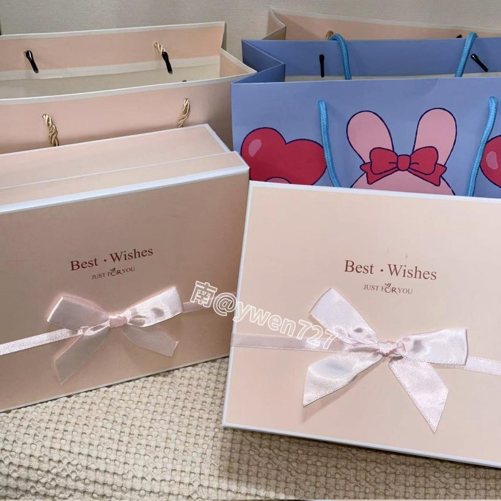 ywen727's tweet photo. 🎉To celebrate #KimJiwon 's 15th debut anniversary, I’ve crafted 9 clay dolls, each representing iconic roles from her dazzling career✨ .  

Also,  I adopted the WWF penguin in her name. Wish she continued success in her career,  a happy life, and less work for more earnings💰! https://t.co/hQy9WiEYeA