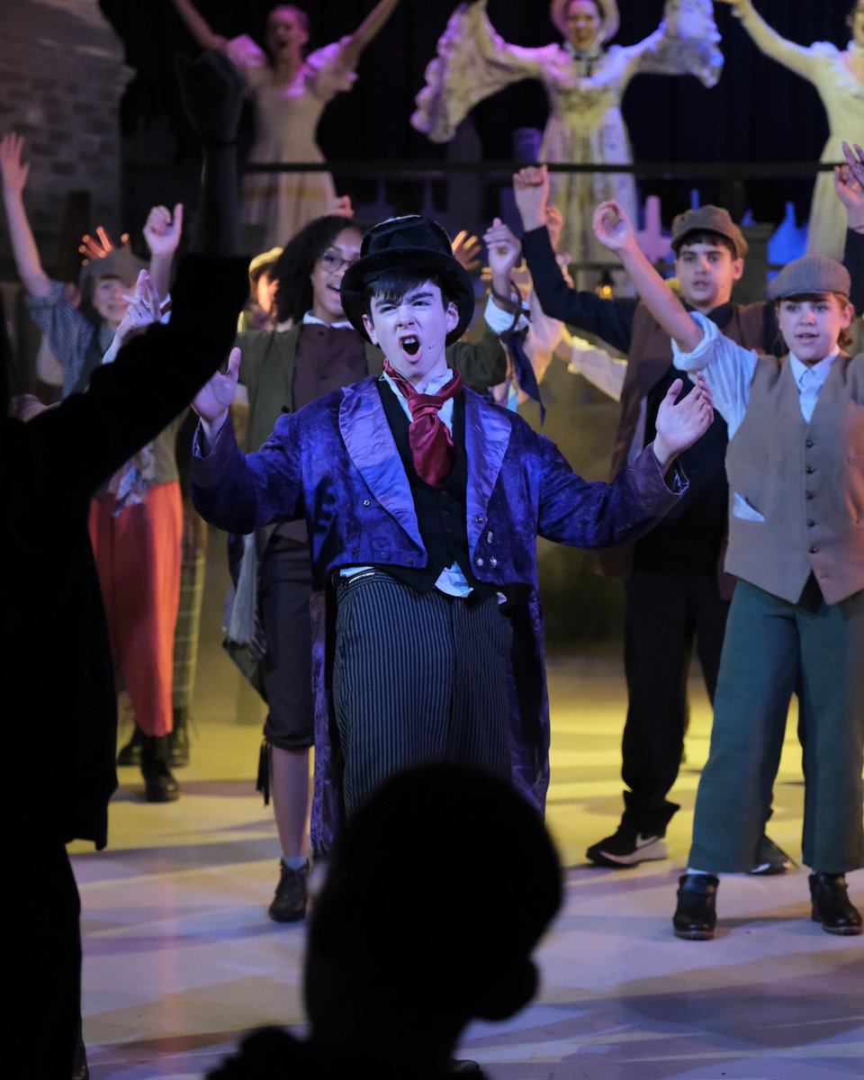 CheadleHulmeHS's tweet photo. 🎭| Oliver Production

Students at Cheadle Hulme High School put on a spectacular show last week in their production of Lionel Bart’s Oliver! Jr. Performing three nights in a row, the students gave it their all and left audiences amazed!

Read more:
https://t.co/6pjYWEglSc https://t.co/HXkYlwOYuL