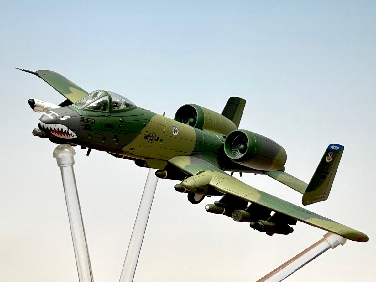 akabou_himawari's tweet photo. 🇺🇸#アメリカ空軍機コレクション
#湾岸戦争コレクション
#湾岸戦争 #GulfWar
#砂漠の嵐作戦コレクション
#砂漠の嵐作戦 #OperationDesertStorm
A-10A (HA1316)
#サンダーボルトll #Thunderboltll #F10A
#ホビーマスター #HOBBYMASTER
#ヨーロピアンワン https://t.co/17NKPNFb85