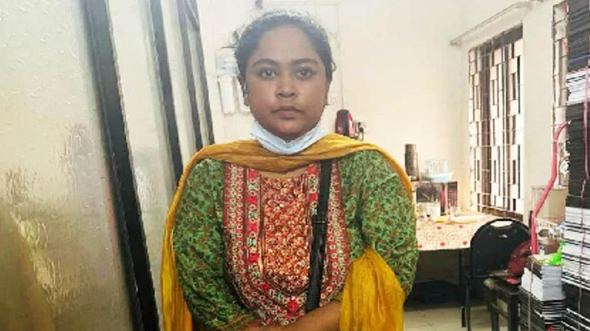 প্রত্যয়নপত্র তুলতে গিয়ে ইডেন ছাত্রলীগ নেত্রী আটক