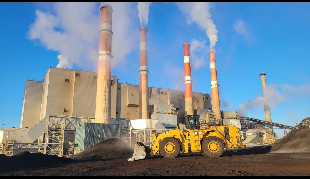 jasonauctioneer's tweet photo. Saskatchewan is so rich in natural resources. -40c and we don’t worry because we have coal power. The steam creates moisture, the carbon capture system pumps CO2 into ground to efficiently produce more oil, the coal ash is sold to make concrete. The money pays wages, and the spinoffs create communities. All this happens while you sleep in a nice warm house with out worry.  Stop the carbon tax.