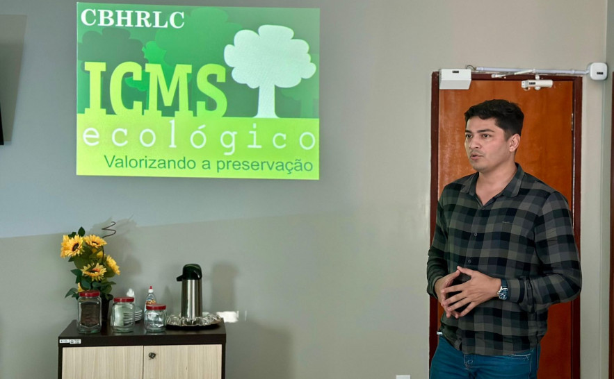 🌳Naturatins realiza segunda etapa da capacitação sobre ICMS Ecológico nos 📍Municípios da APA Ilha do Bananal/Cantão

✍️Reuniões foram realizadas em 📍Divinópolis, Caseara, Marianópolis, Araguacema e Pium

Saiba mais👉surl.li/wbcoap