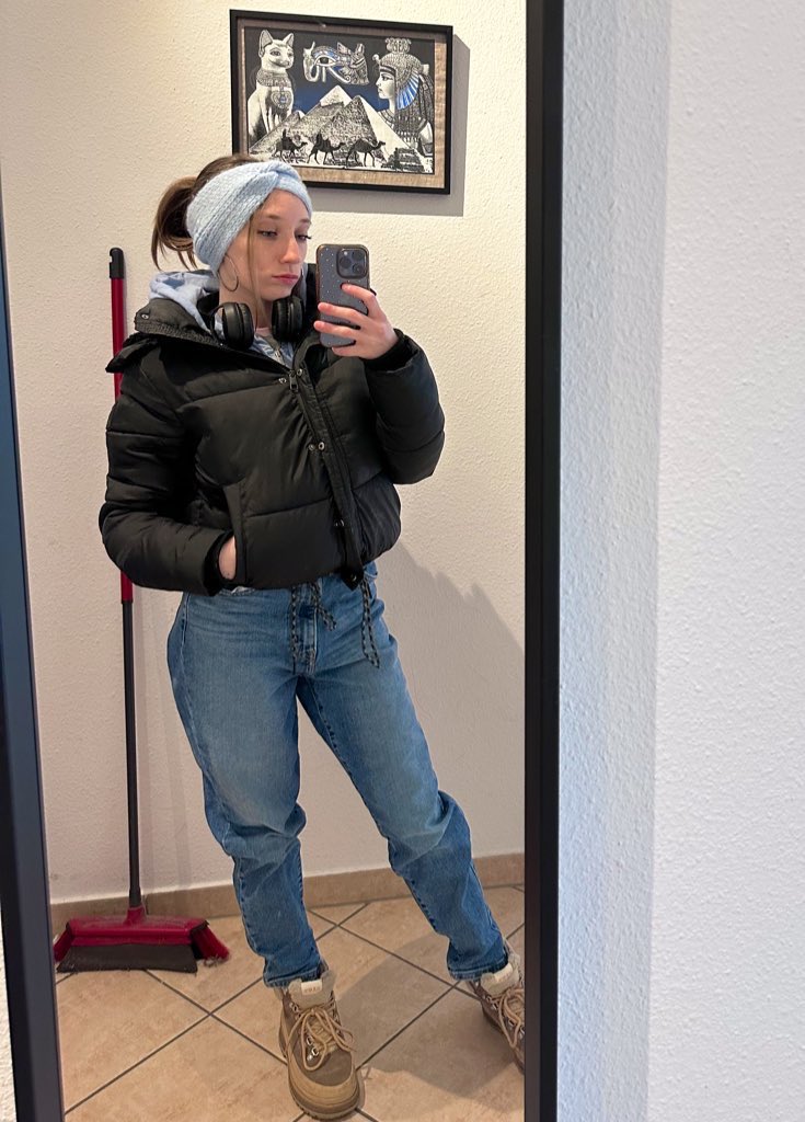 No ass. No tits. 
🧸🩵