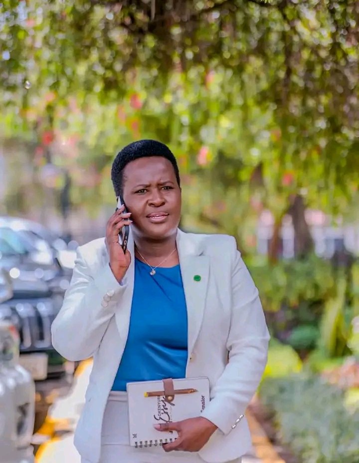 LaxzyK's tweet photo. Happy birthday mheshimiwa Senator @OkenyuriEsther https://t.co/nt8vXThOGW