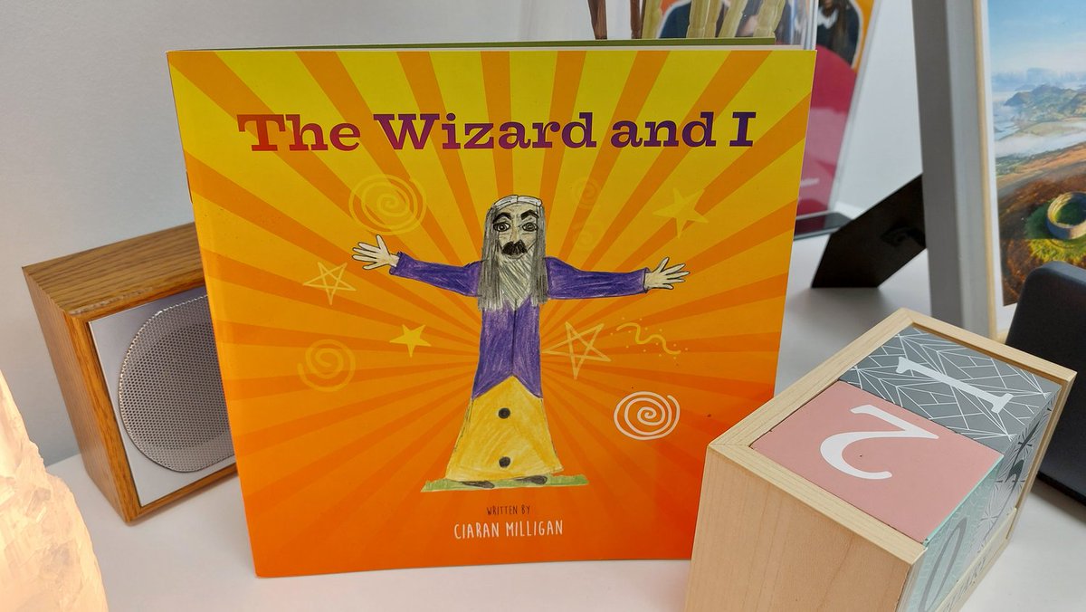 We had a touching conversation with author Ciaran Milligan. He wrote the book after his granda died, as it was the first time his daughter had seen him upset. He created a story to explain what happened, and worked on it together with his primary-aged daughter illustrating it🧡📙
