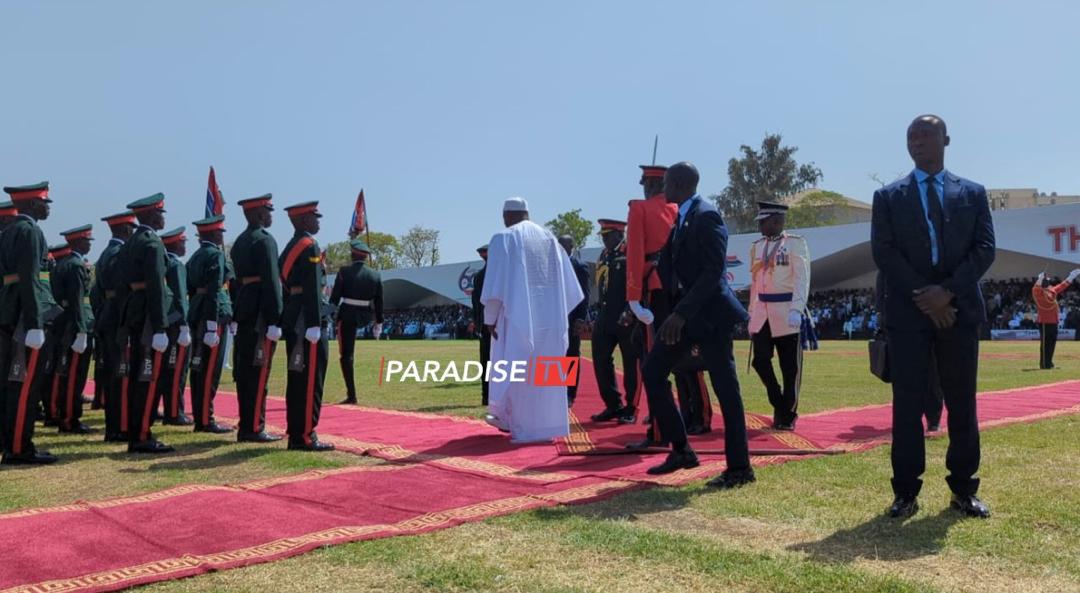 ptvgambia's tweet image. The Commander-in-Chief graces the red carpet, leading the nation with pride as we celebrate Gambia at 60! A moment of strength, honor, and national pride. #GambiaAt60 #CommanderInChief #NationalPride