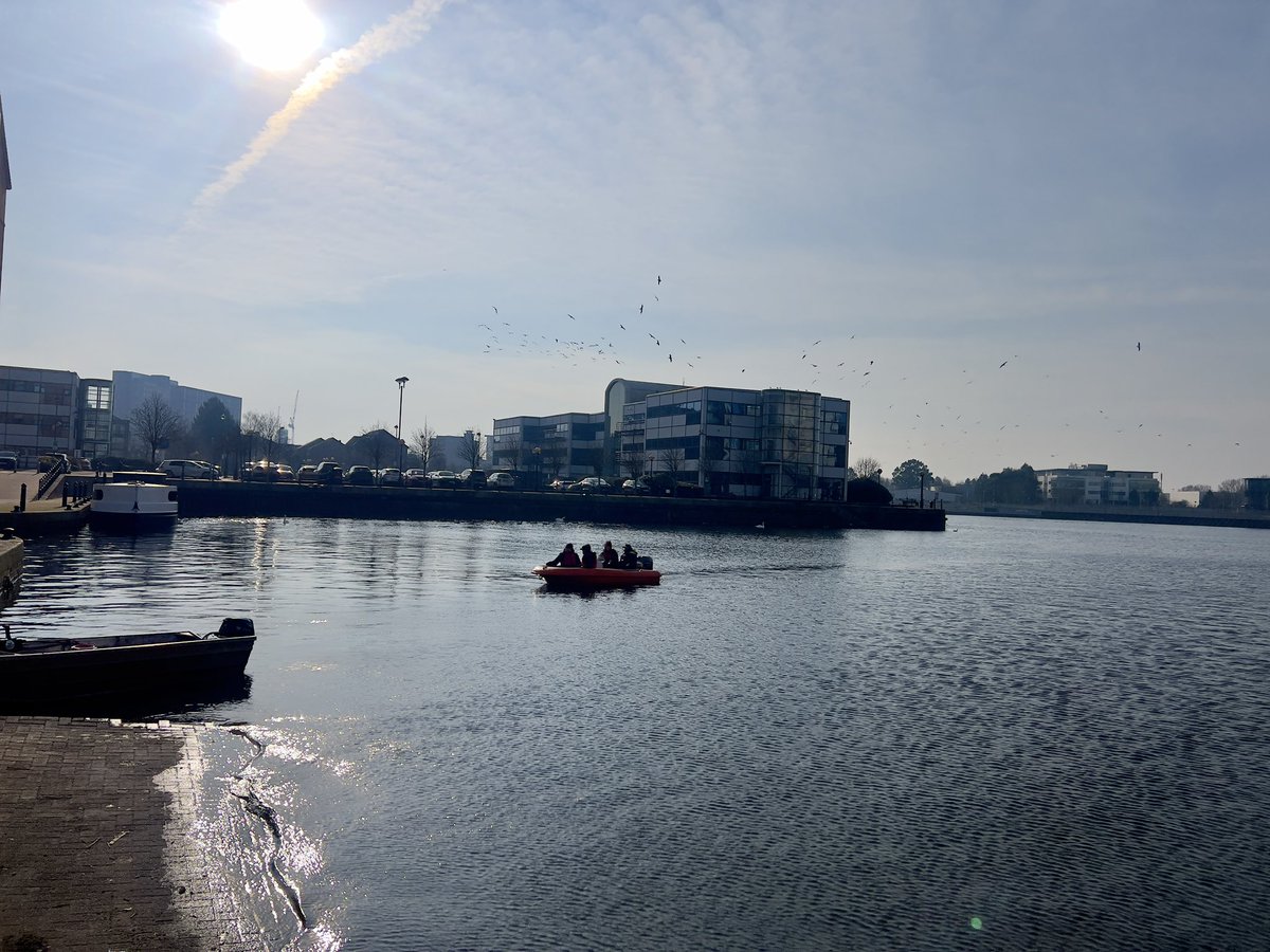 Perfect conditions in sunny Salford for day 2 of this weeks RYA Powerboat Level 2 course ☀️