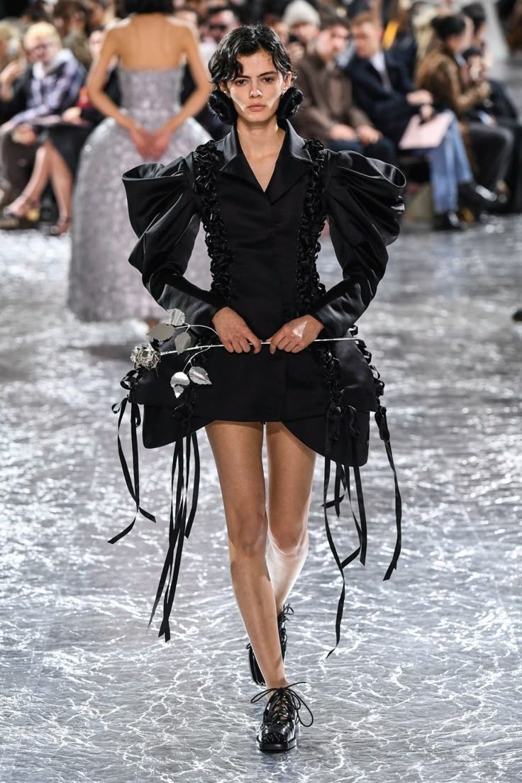 pradavante's tweet photo. jean paul gaultier by simone rocha https://t.co/iHQ1gbojRb