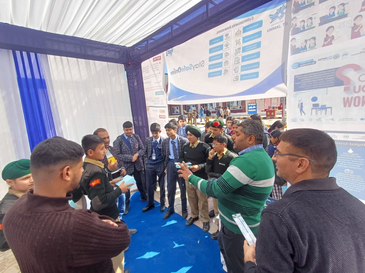 InfoSecAwa's tweet photo. Organized Cyber Awareness activities for 100+ school children under ISEA at IIT Jammu during Pragyan 2025.
#Pragyan2025 #StaySafeOnline
#CyberSecurity
#CyberKid #SecurityAwareness https://t.co/hZqgBIx4jg