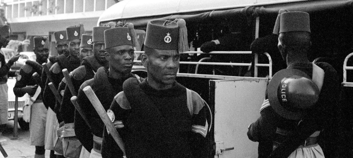 UNPeacekeeping's tweet photo. Why have @UN peacekeepers been in the DR Congo🇨🇩 for 65 years?
Since 1960, 3 UN peacekeeping missions have been deployed: first #ONUC, then #MONUC & now @MONUSCO.
Here are 4 essential things to know about the UN's crucial role in the #DRC 👉https://t.co/ZHQKUftL4Z https://t.co/etZINzy1kc
