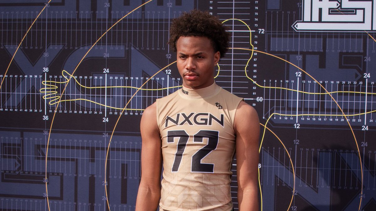 Six Star Football | PLUS+ (@sixstarfootball) on Twitter photo EVENT COVERAGE | Get to know the rising 2026 Offensive prospects who made noise at NEXGEN LA
⭐️Ebole-Gordon & Graves CALI head turners for speed and talent with big showings at NEXGEN LA🔥
STORY:▶️🔗sixstarfootball.com/article/event-…
<a href="/LandoKrow_2008/">Landon Devoe-Krowicki</a> <a href="/KenyonEBG/">Kenyon Ebole-Gordon</a> <a href="/DavidGarzaFB/">David Garza</a> @Ohiklindz EVENT COVERAGE | Get to know the rising 2026 Offensive prospects who made noise at NEXGEN LA
⭐️Ebole-Gordon & Graves CALI head turners for speed and talent with big showings at NEXGEN LA🔥
STORY:▶️🔗sixstarfootball.com/article/event-…
<a href="/LandoKrow_2008/">Landon Devoe-Krowicki</a> <a href="/KenyonEBG/">Kenyon Ebole-Gordon</a> <a href="/DavidGarzaFB/">David Garza</a> @Ohiklindz