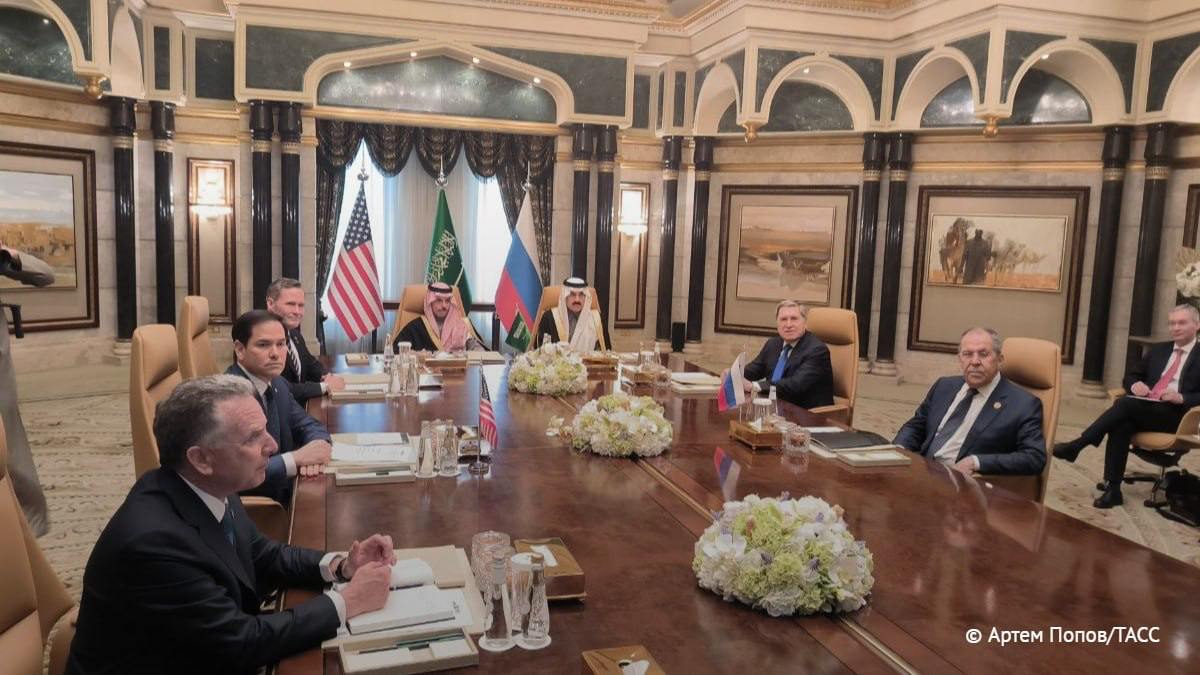 mehdi_rahbar's tweet photo. ز قتل جمال قاشچقی تا میزبانی مذاکرات روسیه و آمریکا بر سر جنگ اوکراین،
ری برندینگ یا بازسازی وجهه موفق #محمد_بن_سلمان و #عربستان تحت رهبری اوست... https://t.co/cfRrTqT3SJ