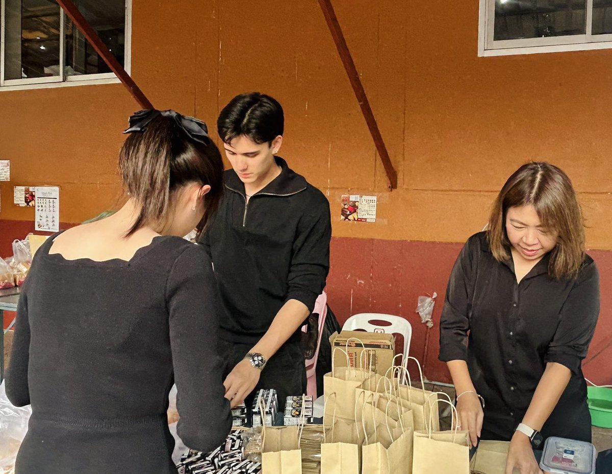 “ผมจะรอวันนั้น และอยู่ข้างๆเค้า”

🥹🤍