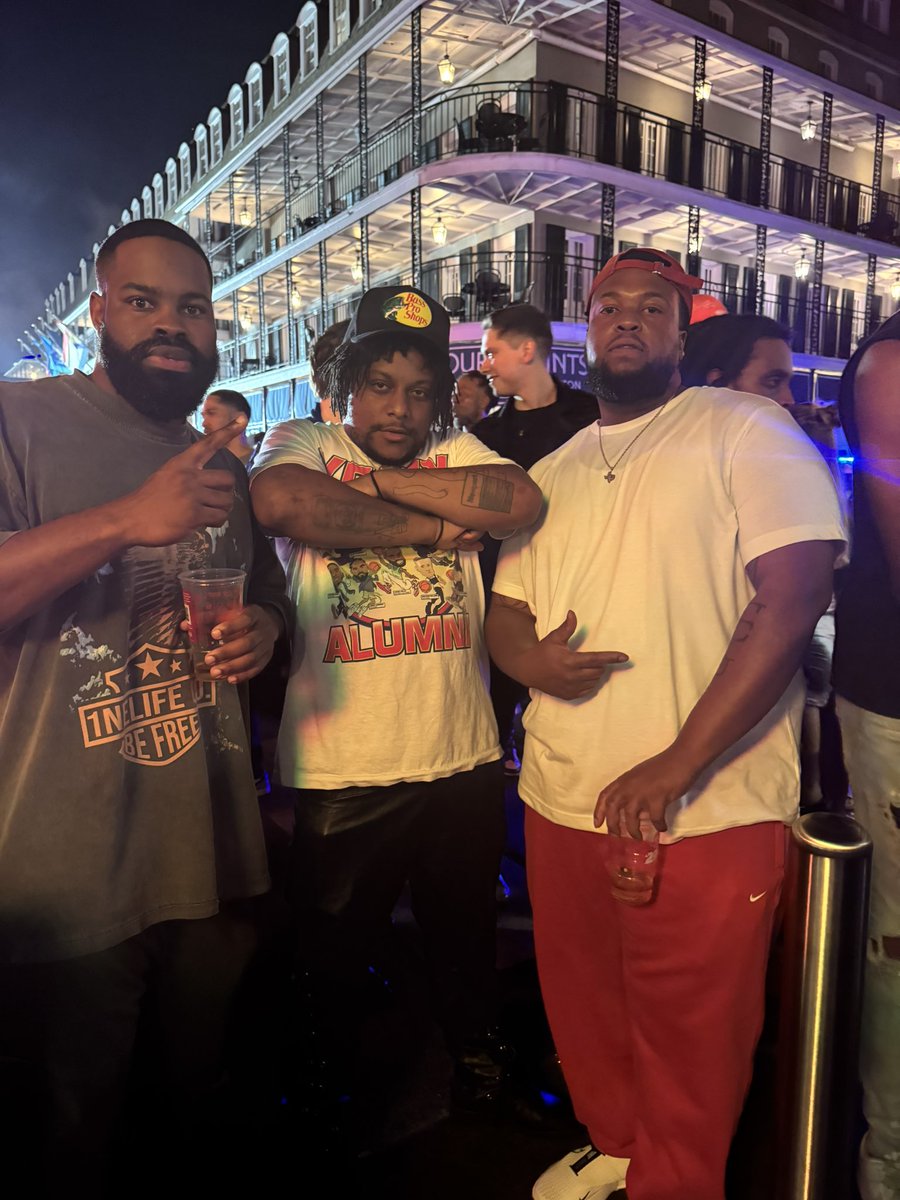 lil$tank tweet media